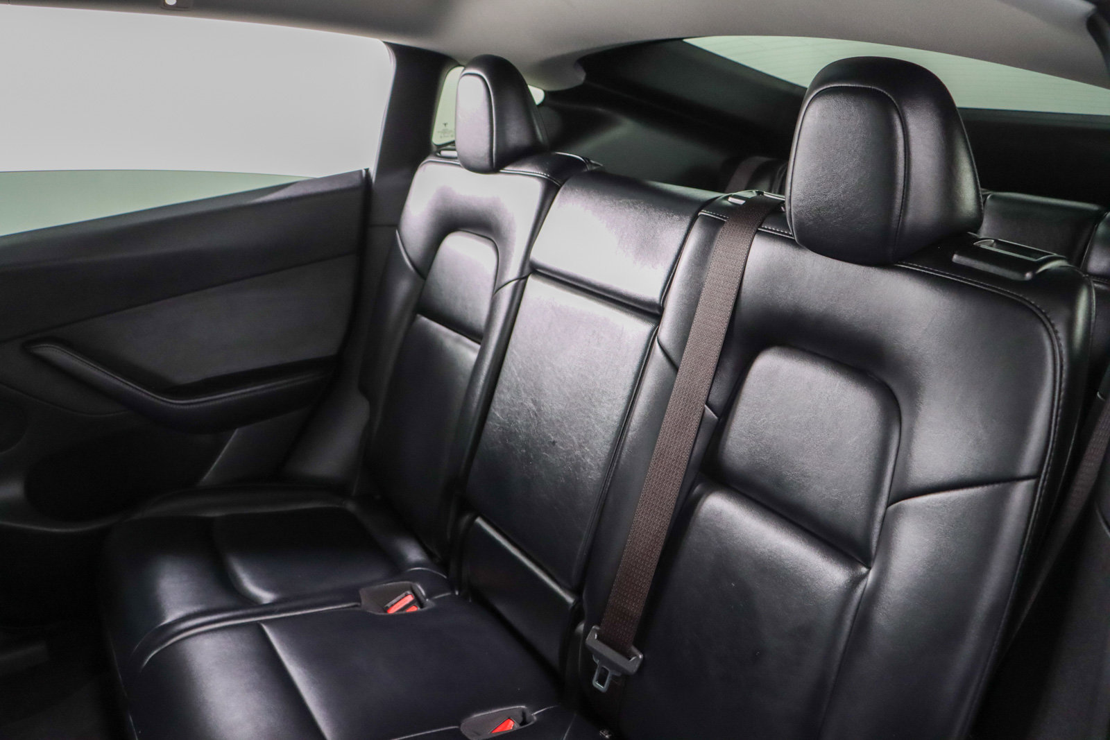 Used 2021 Tesla Model Y Long Range image 23