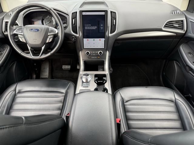 Used 2024 Ford Edge SEL image 8