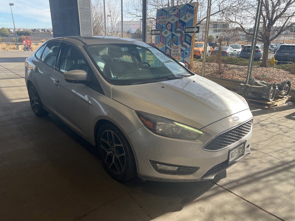 Used 2018 Ford Focus SEL w/ Cold Weather Package image 2