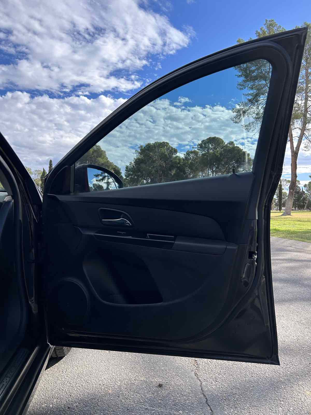 Used 2014 Chevrolet Cruze Diesel FWD image 26