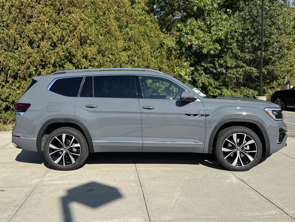New 2026 Volkswagen Atlas SEL Premium R-Line image 6