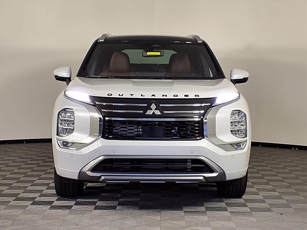New 2026 Mitsubishi Outlander SEL FWD image 2