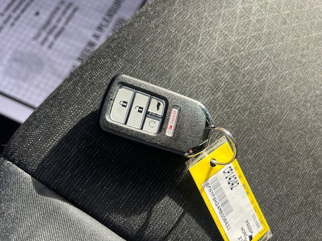 Used 2021 Honda Passport Sport image 27