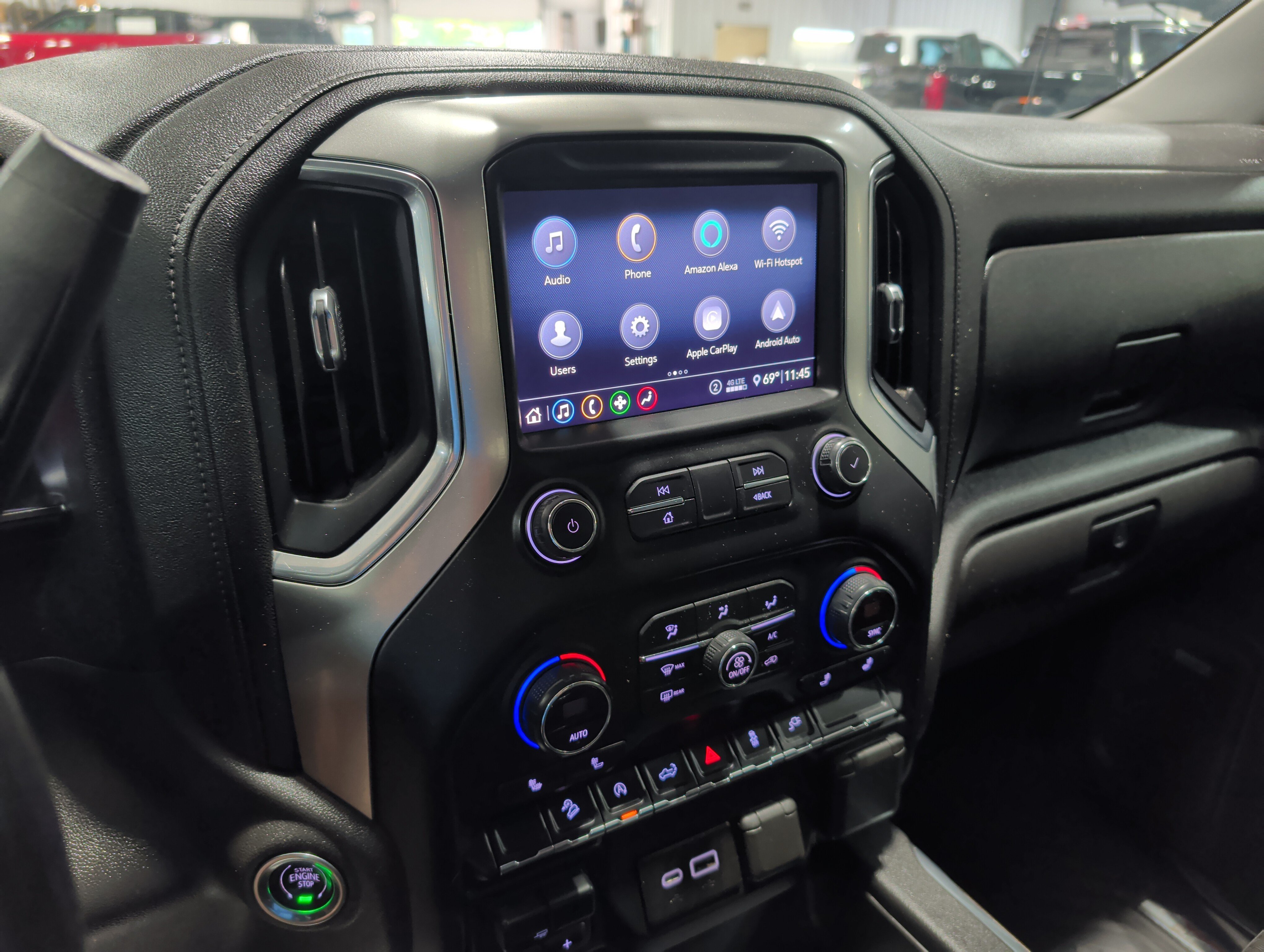 Used 2020 Chevrolet Silverado 1500 LT Trail Boss AWD/4WD image 10