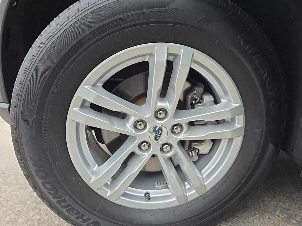 Used 2022 Ford Explorer XLT AWD/4WD video 3