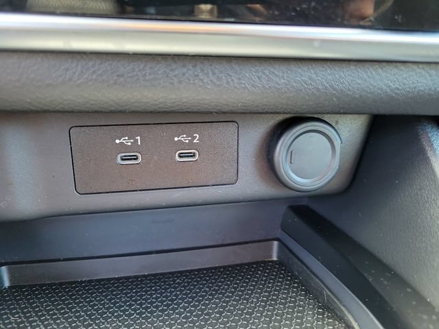 Used 2024 Nissan Rogue S AWD/4WD image 30