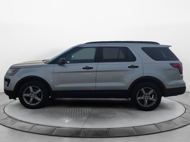 Used 2018 Ford Explorer FWD image 2