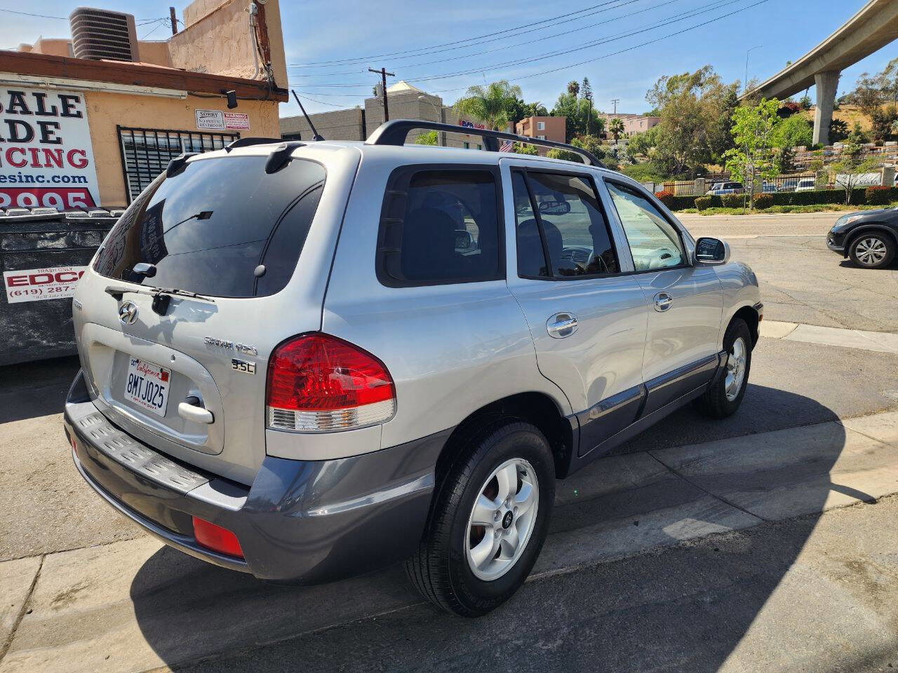 Used 2005 Hyundai Santa Fe LX image 5