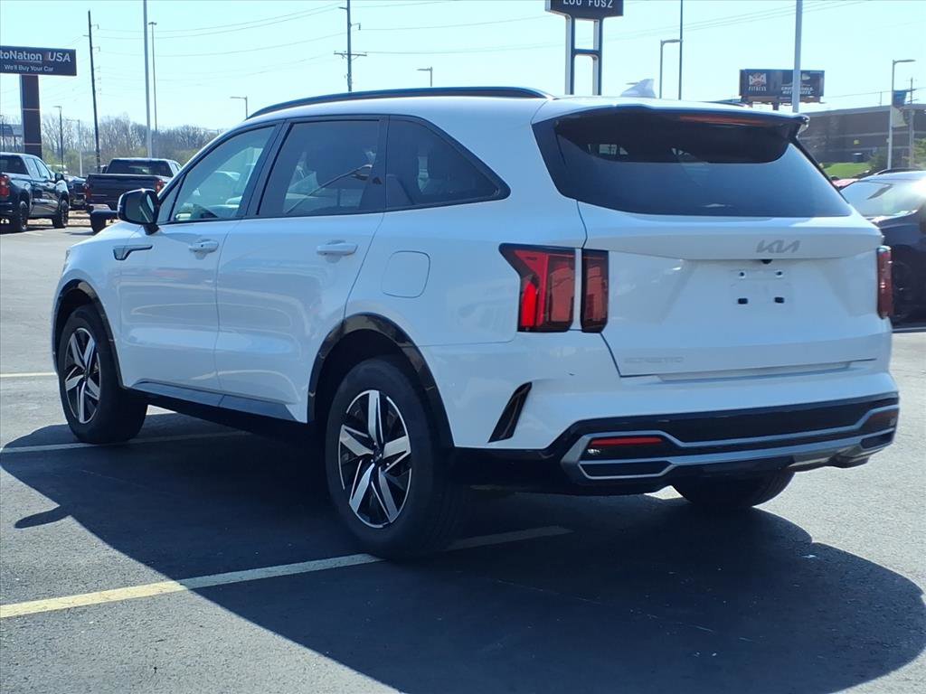 Used 2023 Kia Sorento S w/ Panoramic Sunroof Package image 5