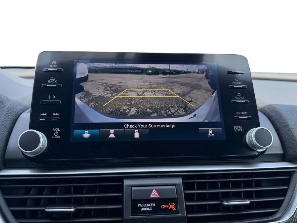 Used 2018 Honda Accord Sport image 9