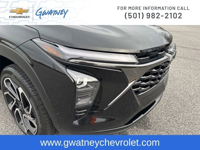 Used 2025 Chevrolet Trax RS w/ Driver Confidence Package image 13