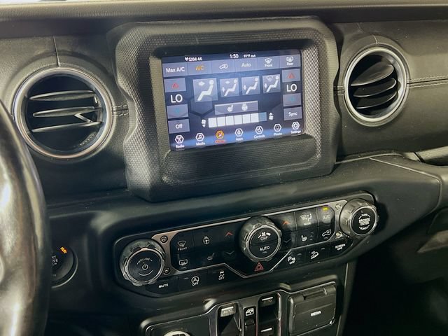 Used 2019 Jeep Wrangler Unlimited Sahara w/ Dual Top Group AWD/4WD image 19