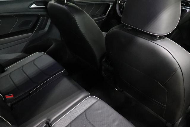 Used 2022 Volkswagen Tiguan SEL R-Line AWD/4WD image 20