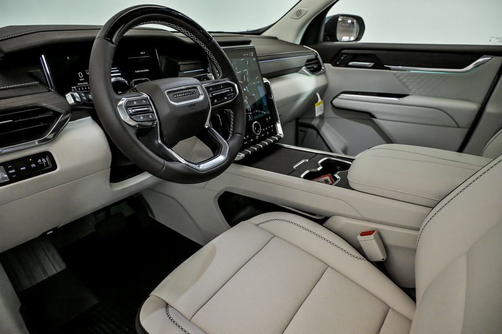 New 2026 GMC Acadia Denali w/ Super Cruise Package image 8