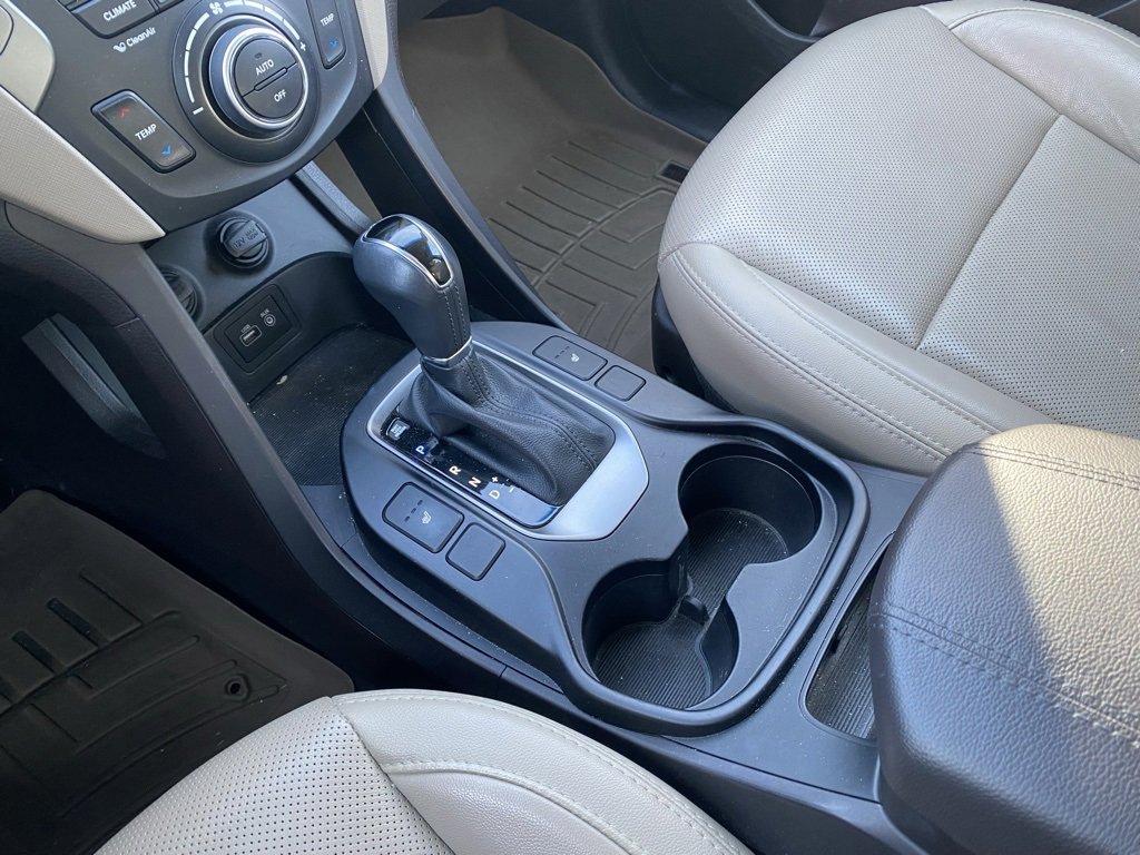 Used 2017 Hyundai Santa Fe Sport image 24