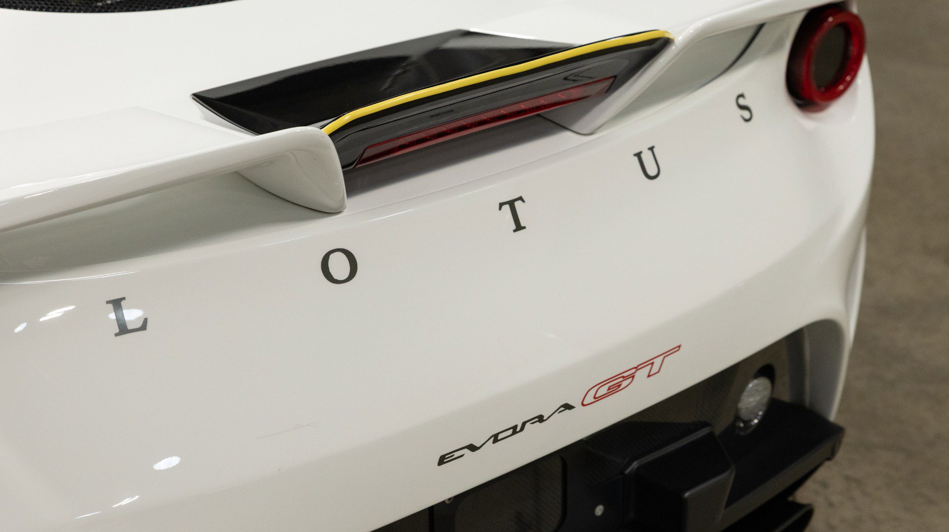 Used 2021 Lotus Evora RWD image 14