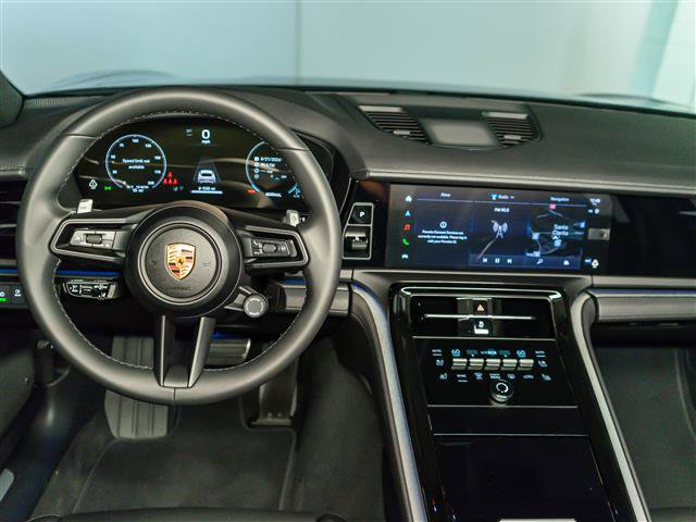 New 2026 Porsche Panamera RWD image 17