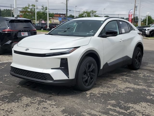 New 2026 Toyota C-HR AWD/4WD image 2