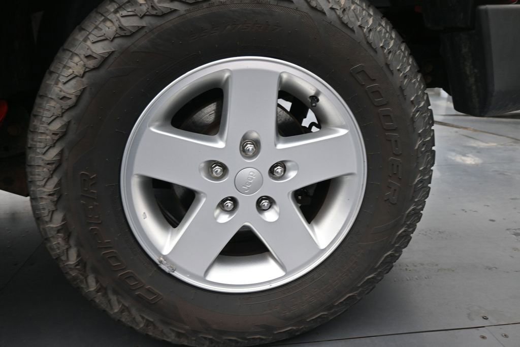 Used 2014 Jeep Wrangler Sport w/ Quick Order Package 24S AWD/4WD image 14