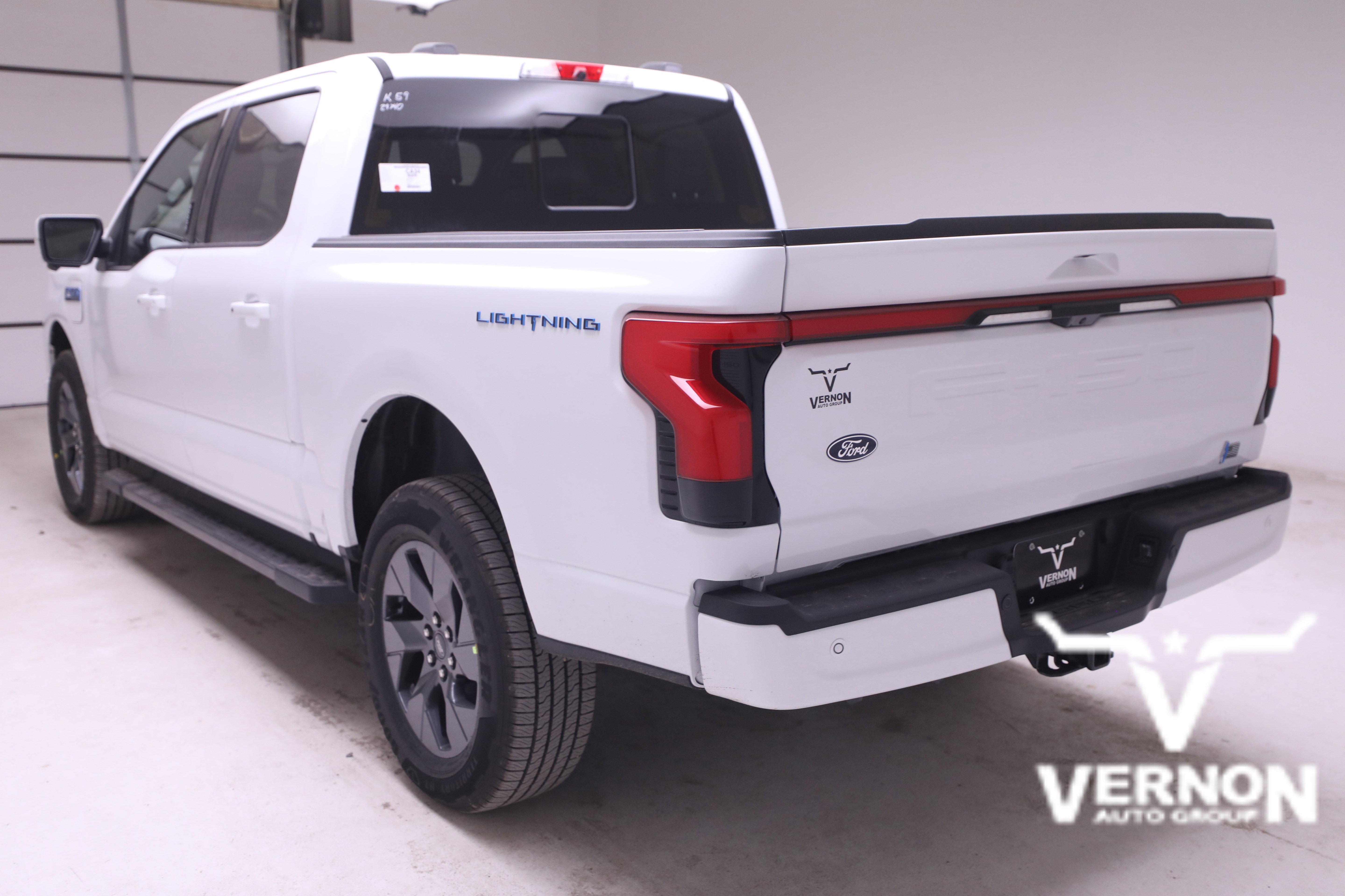 New 2025 Ford F150 Lightning Lariat image 3