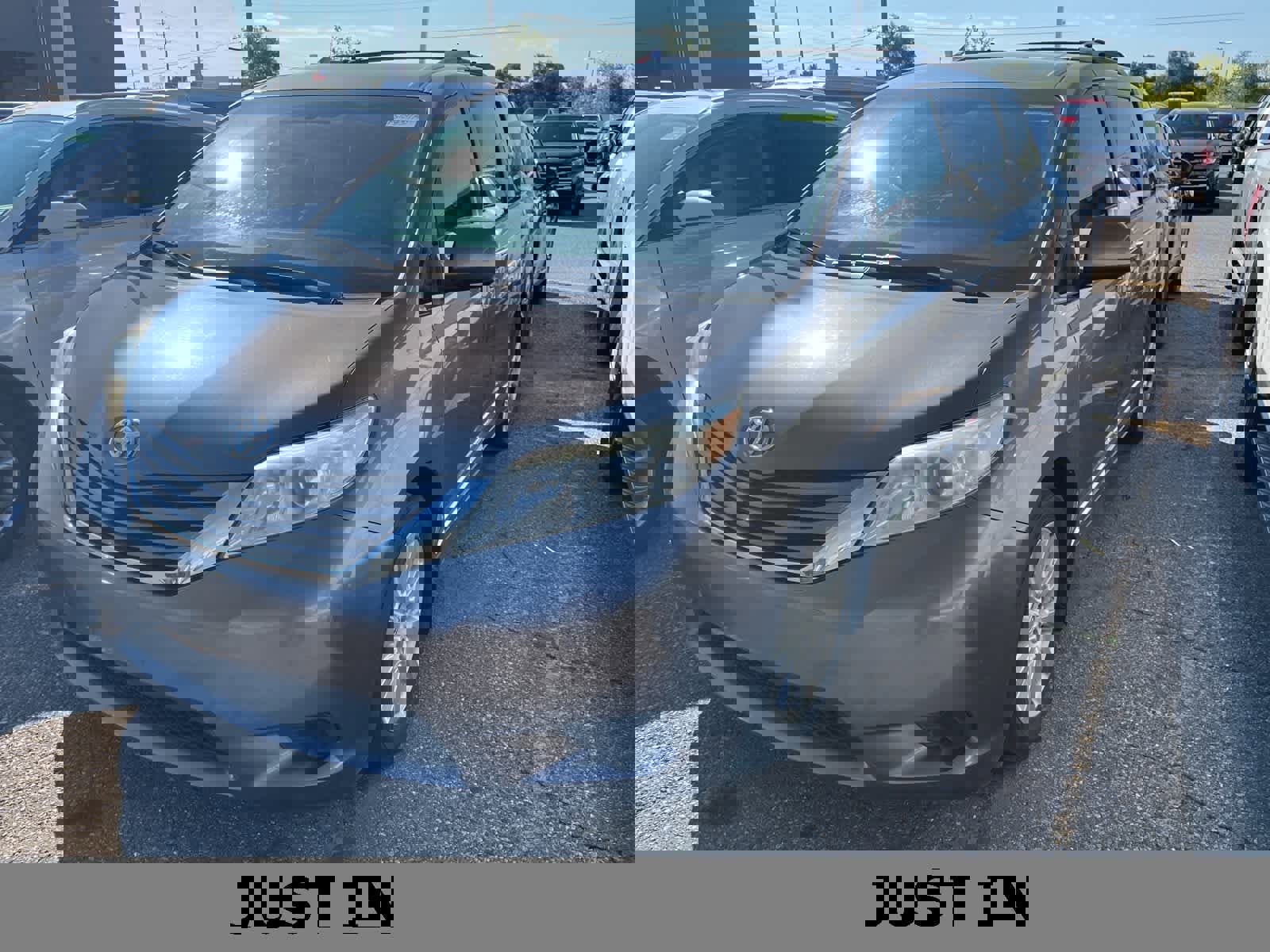 Used 2015 Toyota Sienna LE