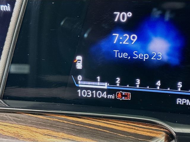 Used 2024 Cadillac Escalade ESV Luxury image 13