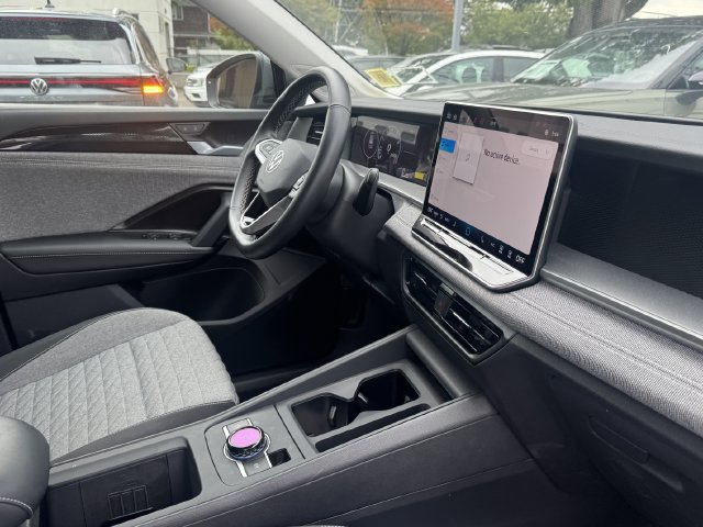 Used 2026 Volkswagen Tiguan S AWD/4WD image 24