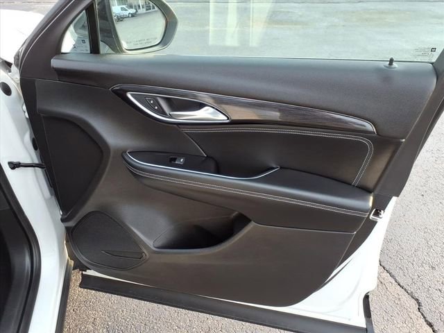 Used 2023 Buick Envision Essence w/ Sport Touring Package image 26