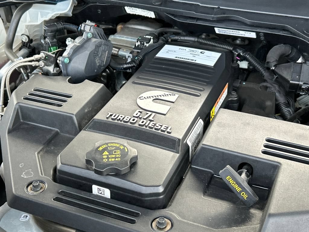 Used 2024 RAM 3500 Tradesman w/ Chrome Appearance Group AWD/4WD image 23