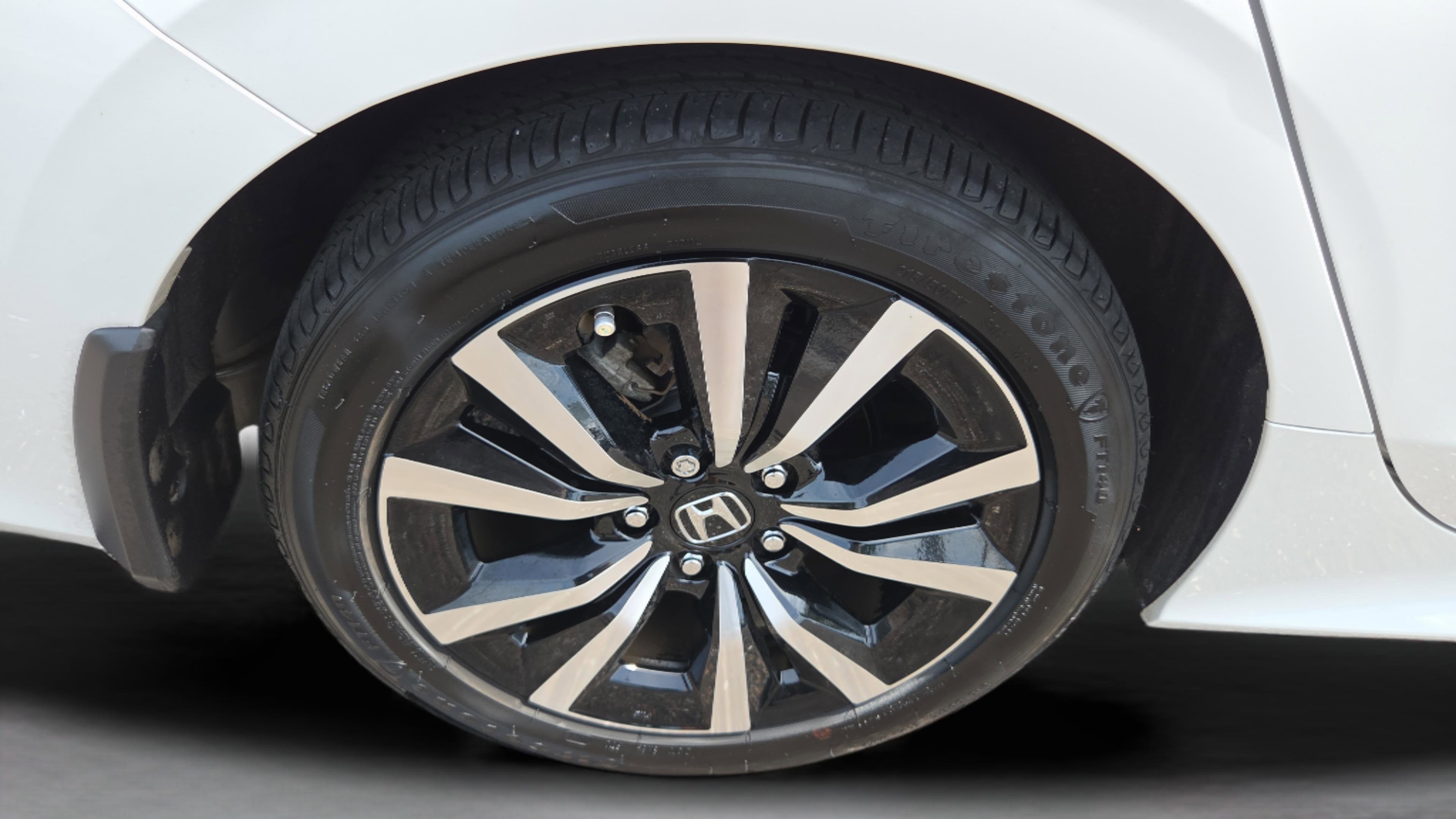 Certified 2024 Honda Civic EX image 33