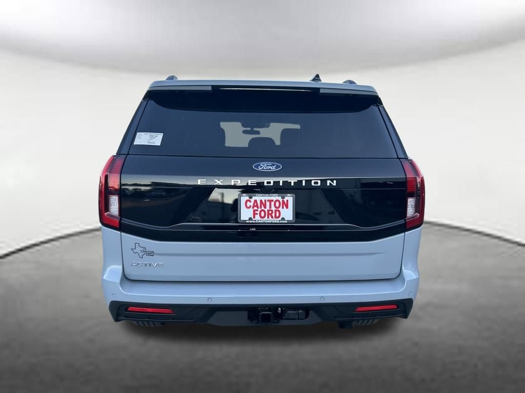 New 2025 Ford Expedition Active image 4