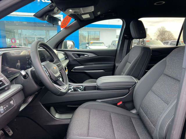 Used 2026 Chevrolet Traverse LT image 15