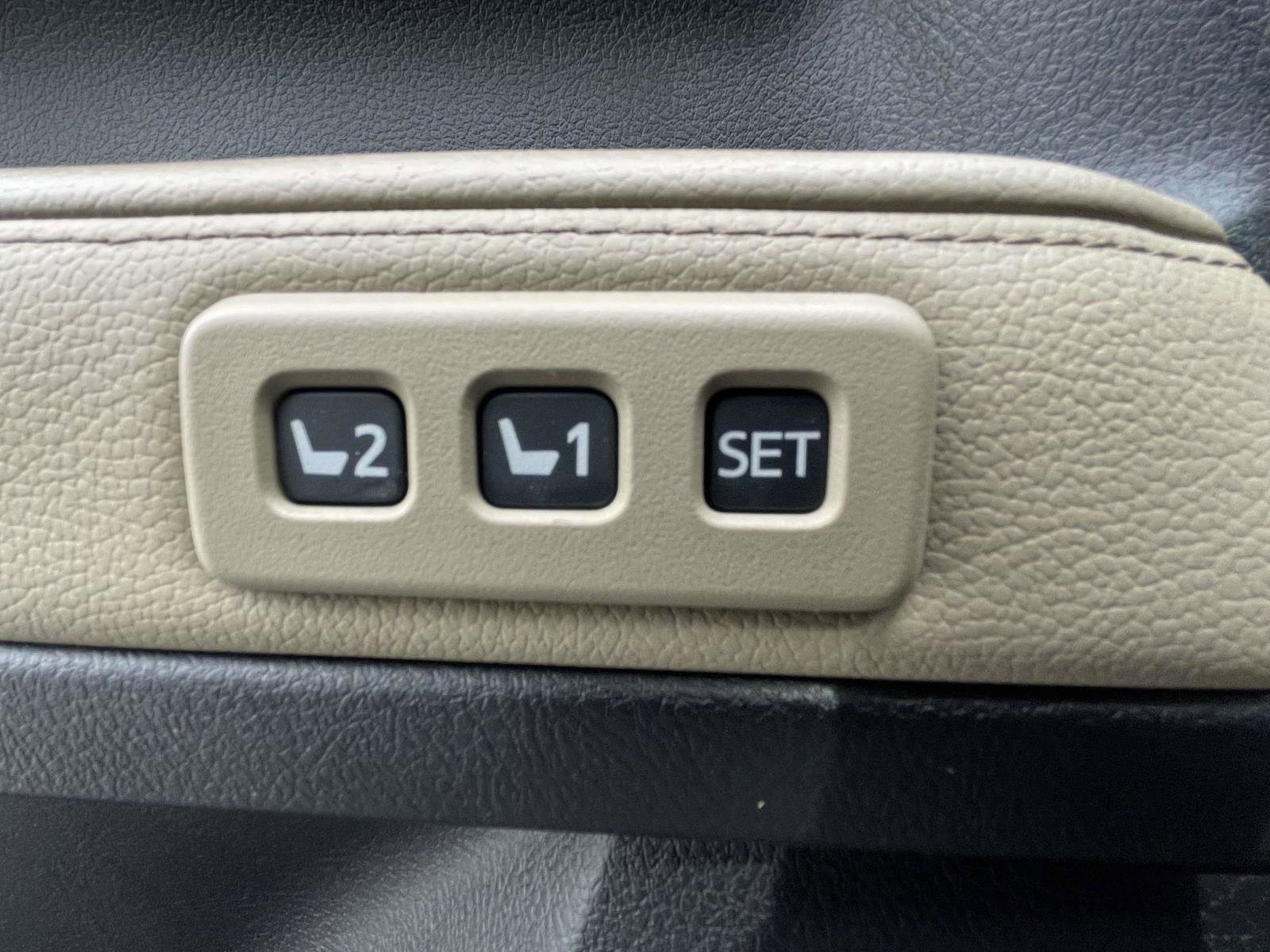 Used 2023 Toyota 4Runner Limited AWD/4WD image 20