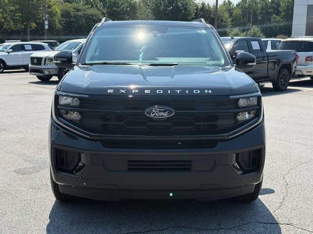 Used 2025 Ford Expedition Max Active RWD image 2