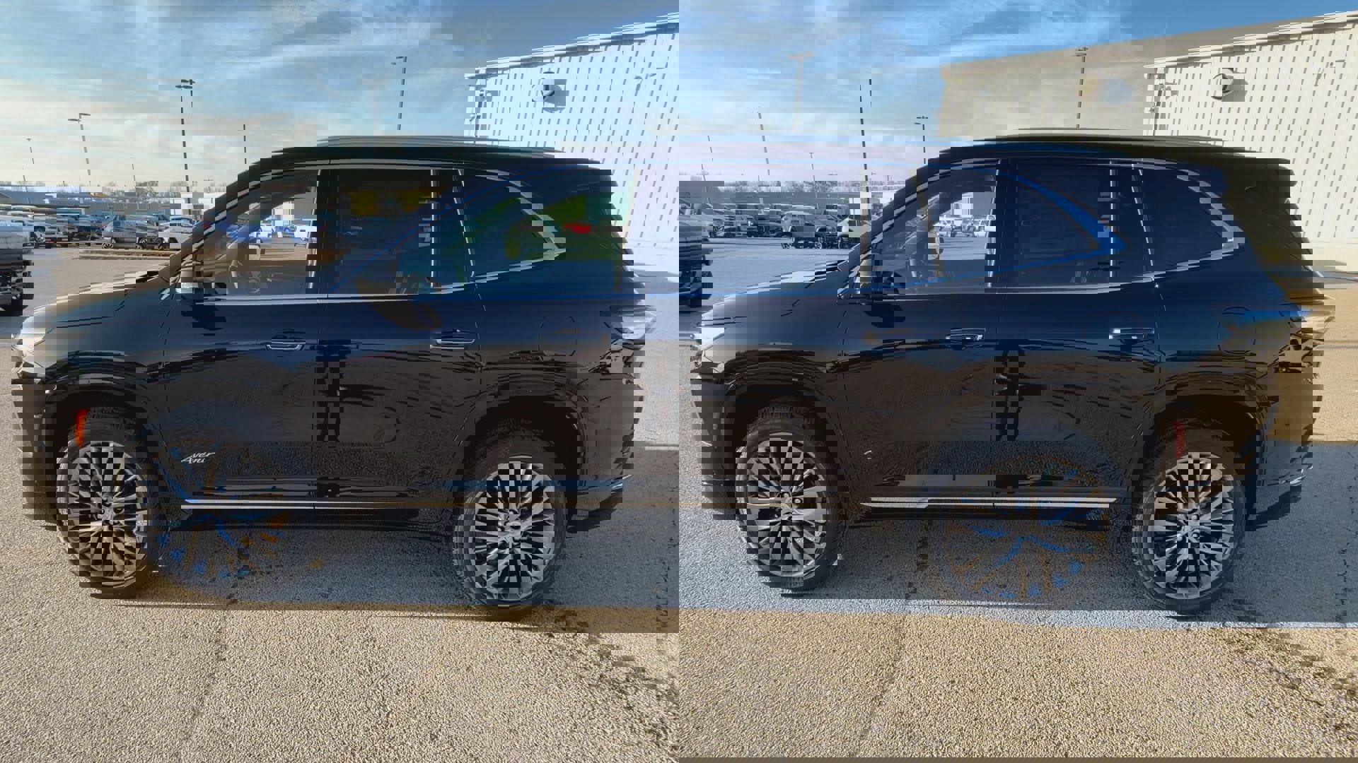 New 2026 Buick Enclave Avenir w/ Super Cruise Package image 5