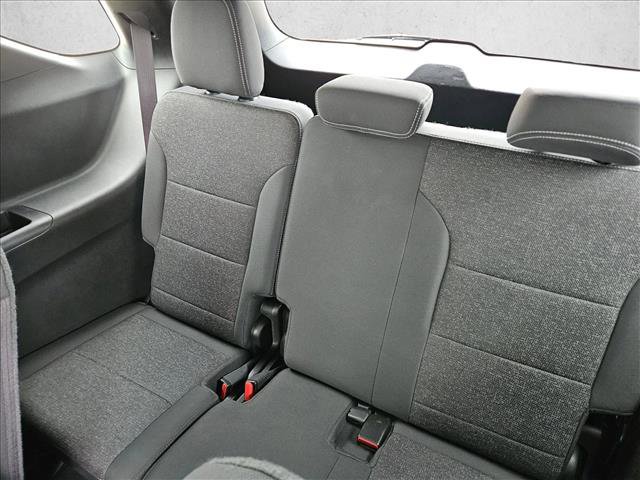 Used 2024 Chevrolet Traverse LT image 12