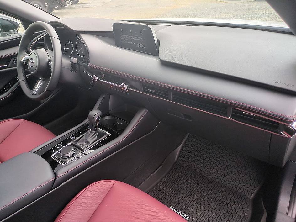 New 2026 MAZDA MAZDA3 Carbon AWD/4WD image 33