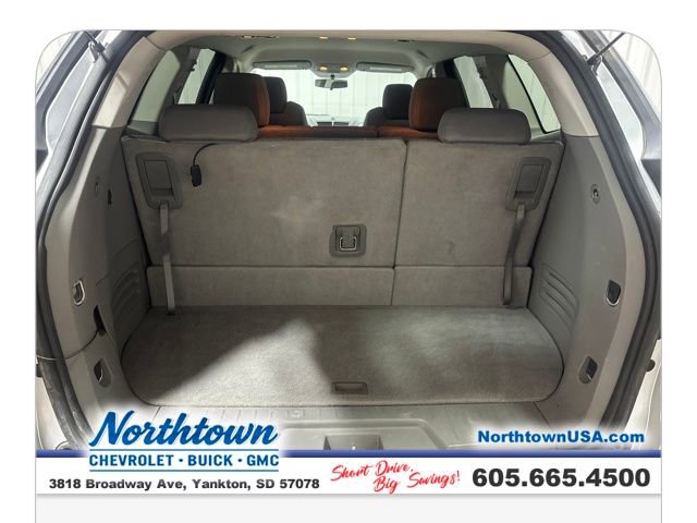 Used 2012 Chevrolet Traverse LT image 21