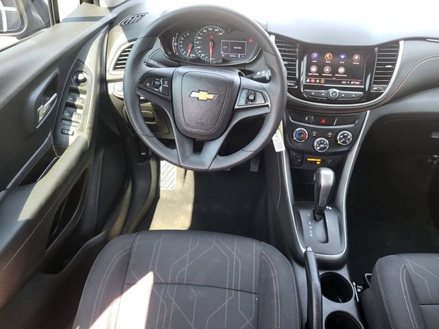 Used 2020 Chevrolet Trax LT FWD image 22