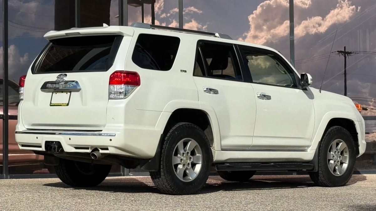 Used 2012 Toyota 4Runner SR5 w/ Premium Pkg AWD/4WD image 12