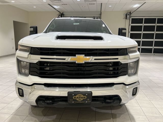 New 2026 Chevrolet Silverado 3500 LT w/ Convenience Package AWD/4WD image 8