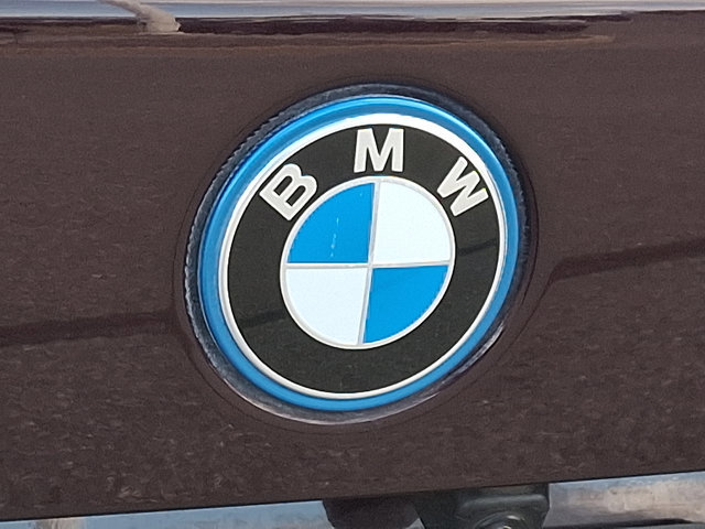 Certified 2024 BMW X5 xDrive50e w/ Executive Package image 40