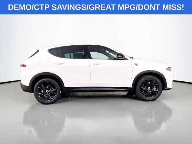 New 2025 Dodge Hornet GT w/ GT Blacktop Package AWD/4WD image 8