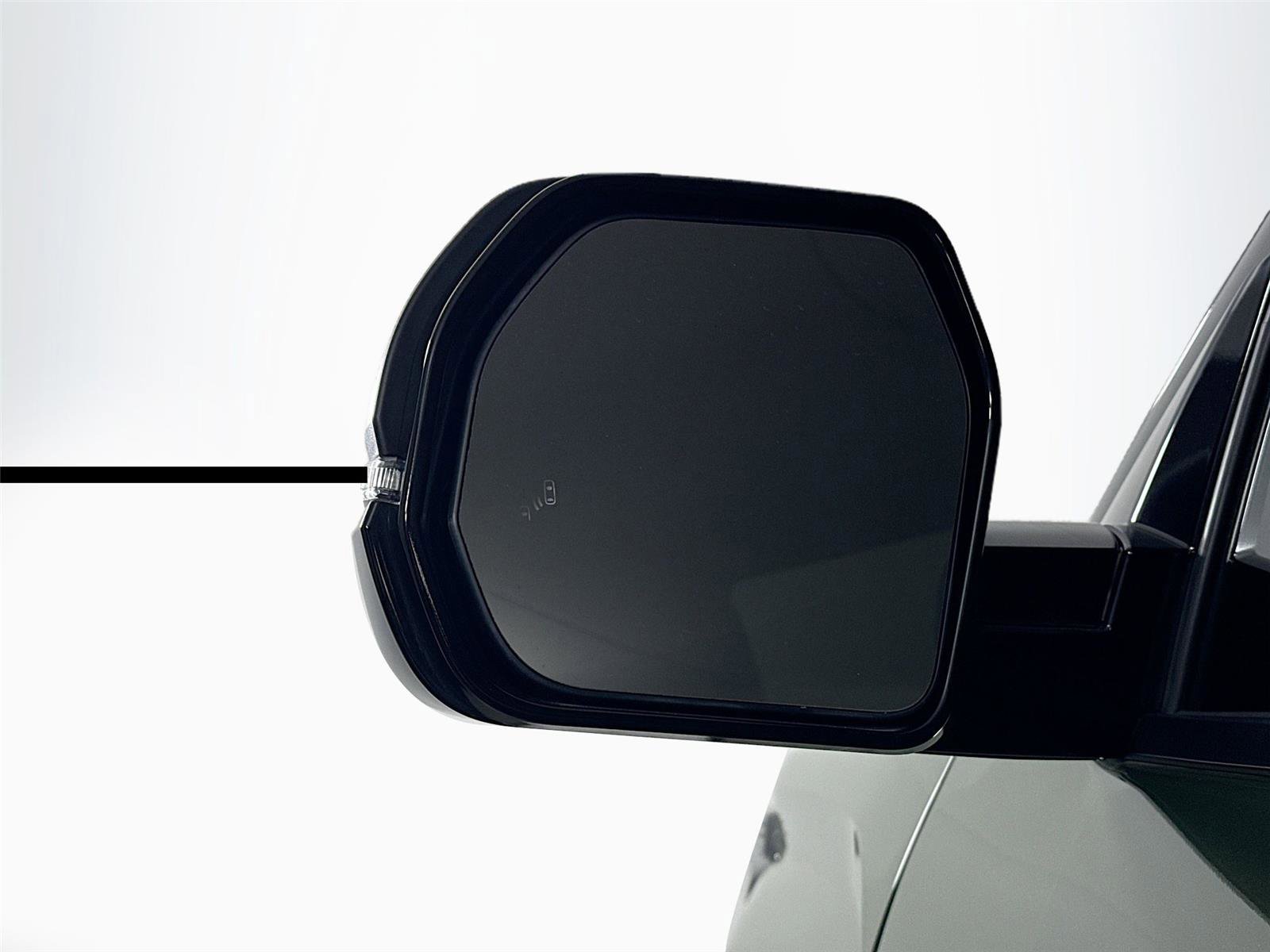 Used 2022 Toyota Tundra SR5 w/ SR5 Premium Package AWD/4WD image 10