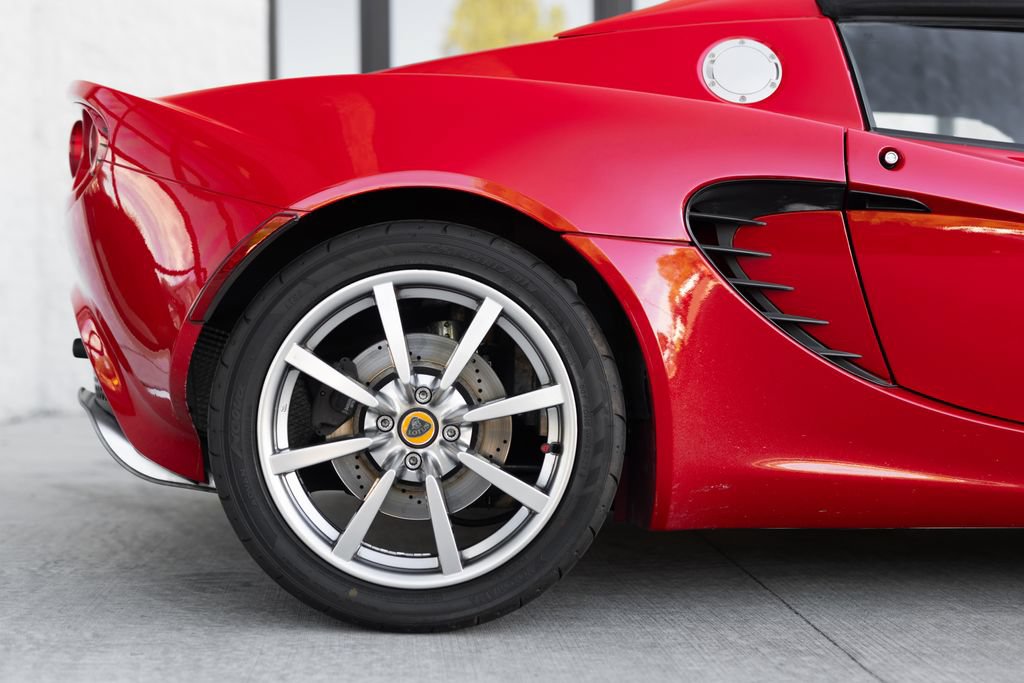 Used 2005 Lotus Elise RWD image 8