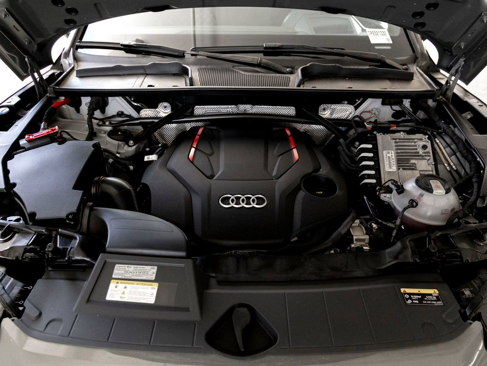Used 2023 Audi SQ5 Prestige w/ Prestige Package AWD/4WD image 28