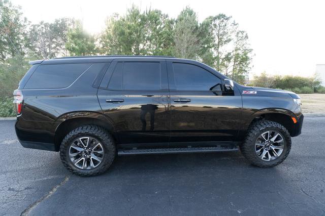 Used 2023 Chevrolet Tahoe Z71 w/ Luxury Package image 2