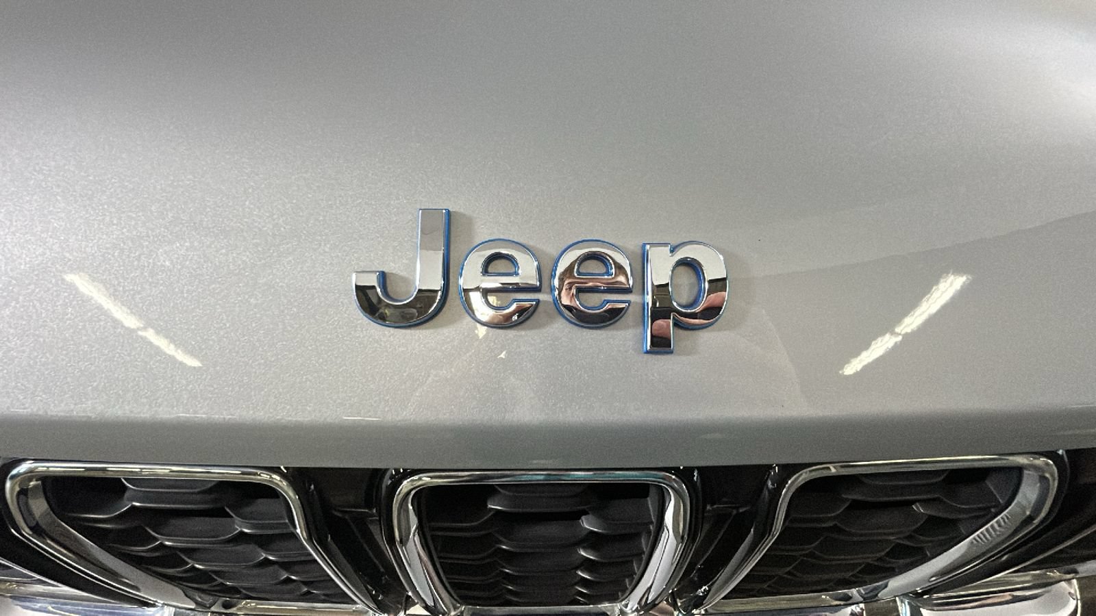 Used 2024 Jeep Grand Cherokee Limited 4xe AWD/4WD image 10