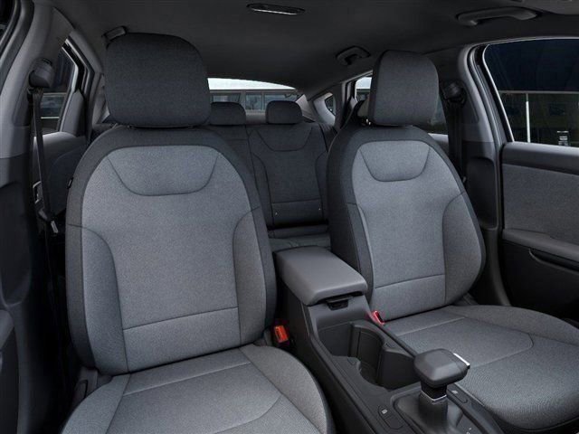 New 2026 Kia K4 FWD image 15