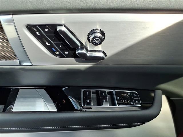 New 2026 Cadillac Vistiq Sport image 27